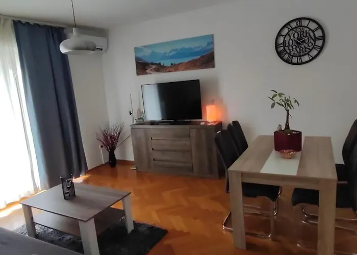 Apartment Aki